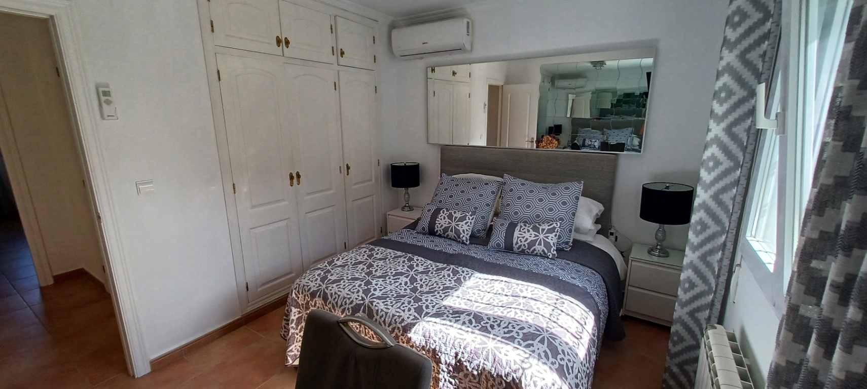 Villa de ensueño en venta en Dénia, con piscina y vistas al Montgó