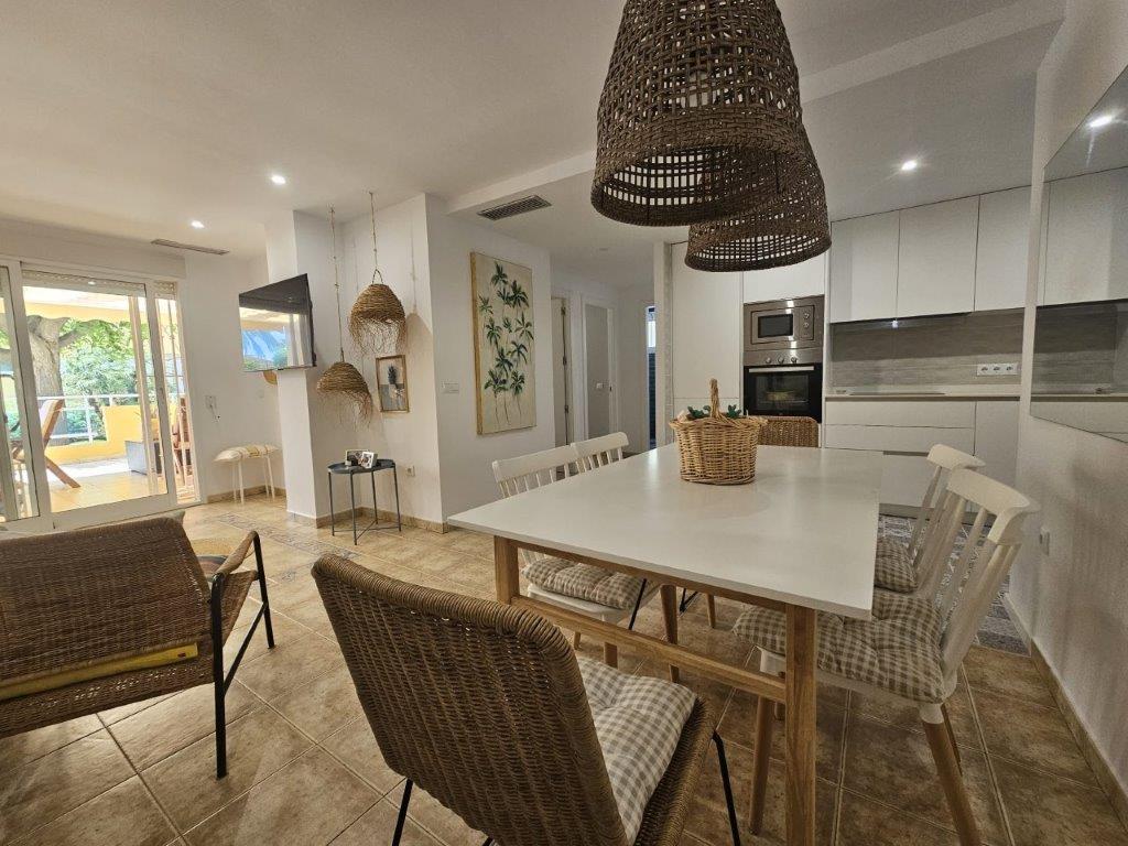APARTAMENTO PRIMERA LINEA