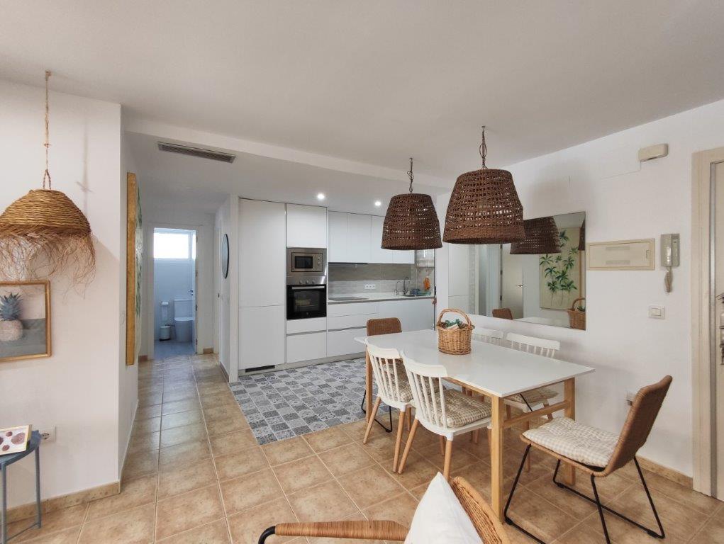 APARTAMENTO PRIMERA LINEA
