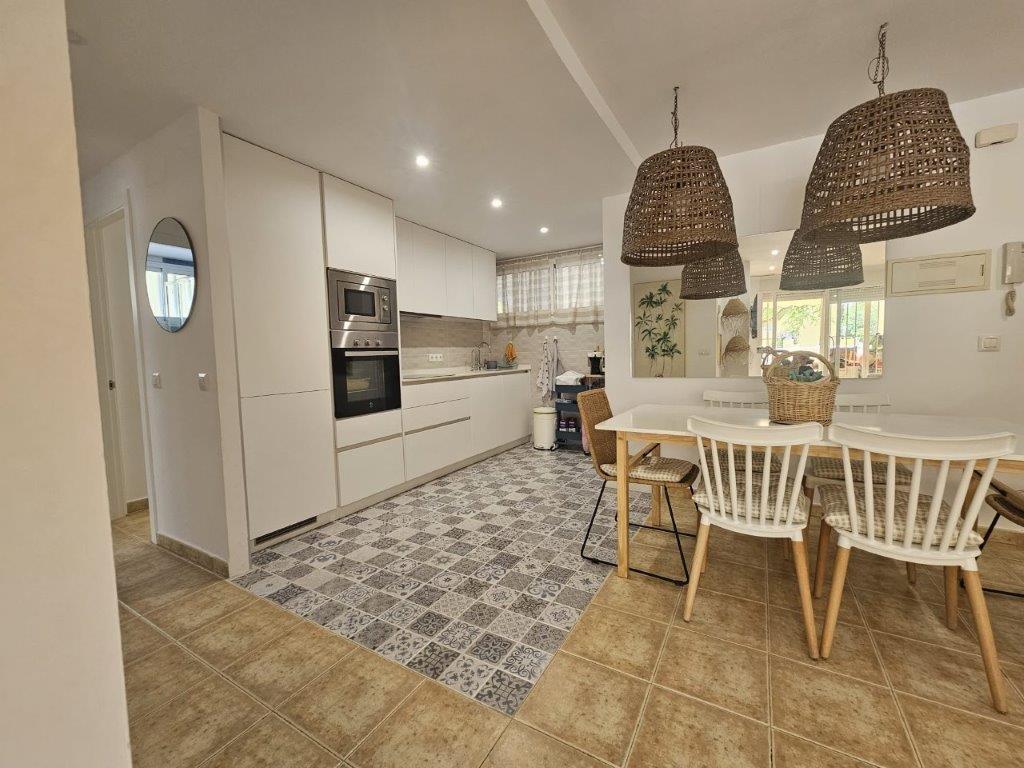 APARTAMENTO PRIMERA LINEA