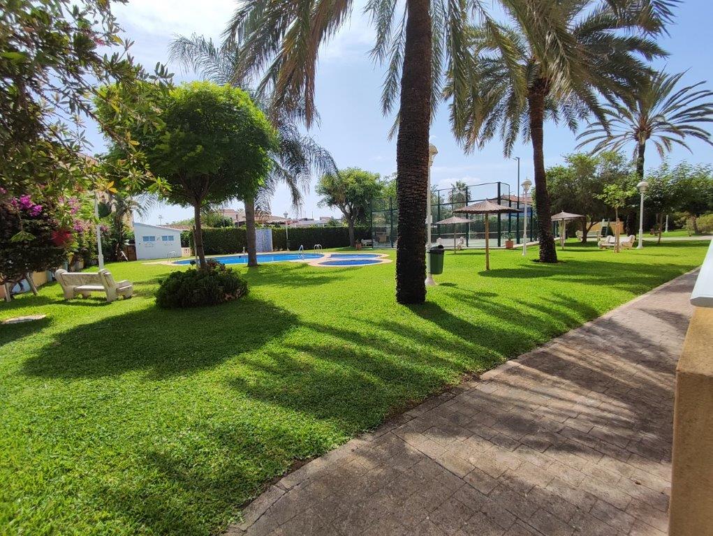 APARTAMENTO PRIMERA LINEA