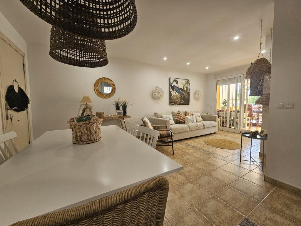 APARTAMENTO PRIMERA LINEA