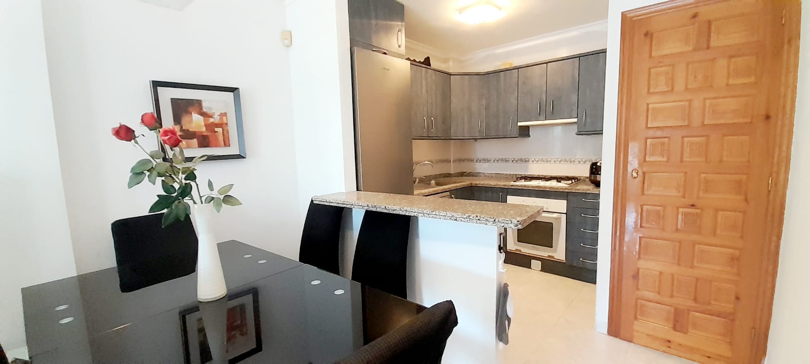 Casa adosada en Benitachell con 2 habitaciones y piscina comunitaria.