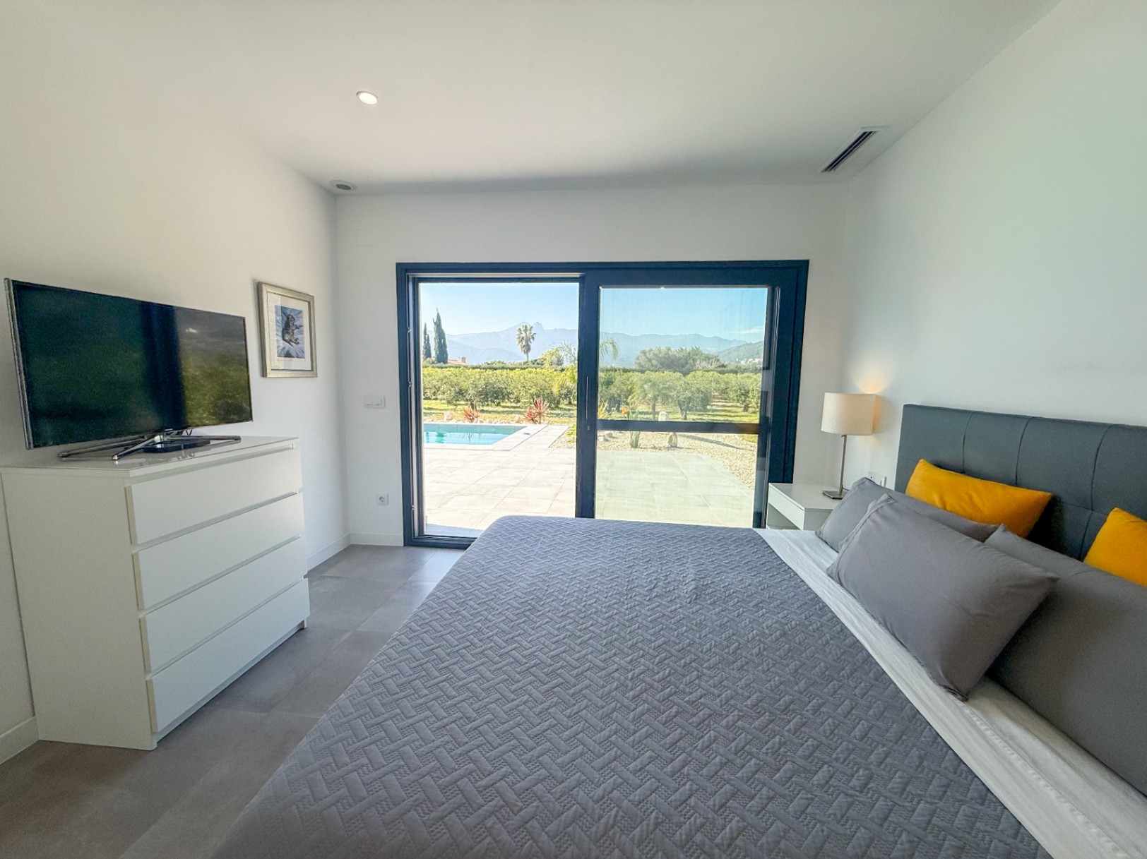 Villa contemporánea de lujo en el Valle de Orba