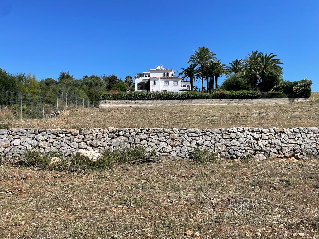 PARCELA EN DENIA CON CASA UBICACION IDEAL