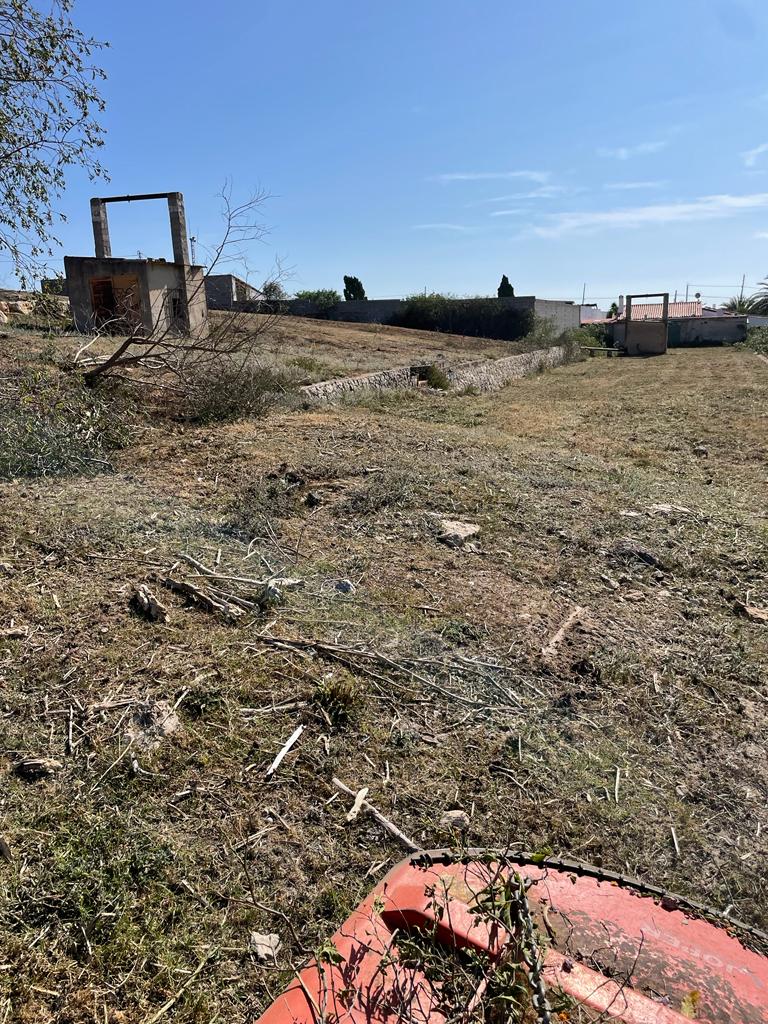 PARCELA EN DENIA CON CASA UBICACION IDEAL