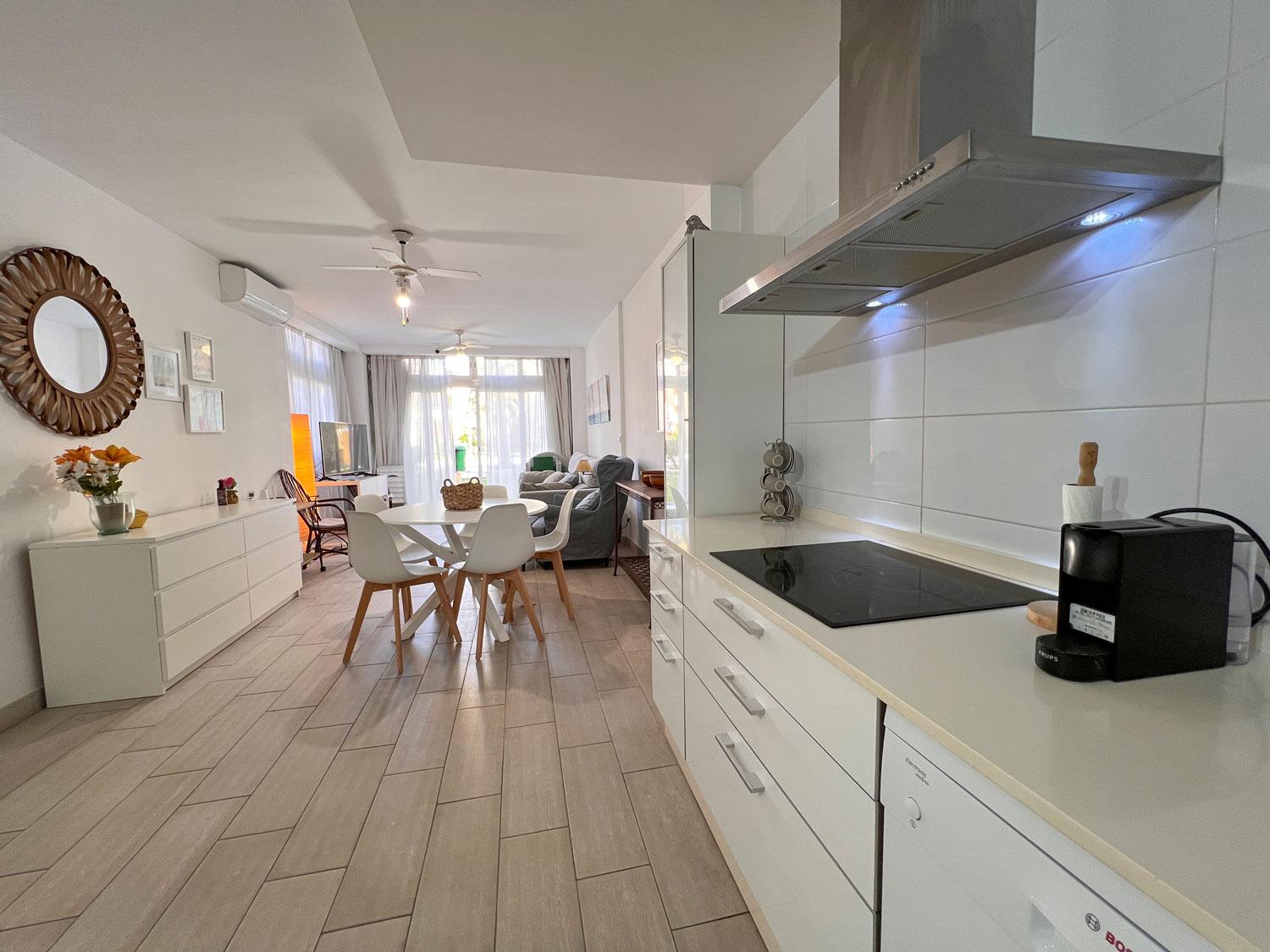APARTAMENTO PRIMERA LINEA KM 7