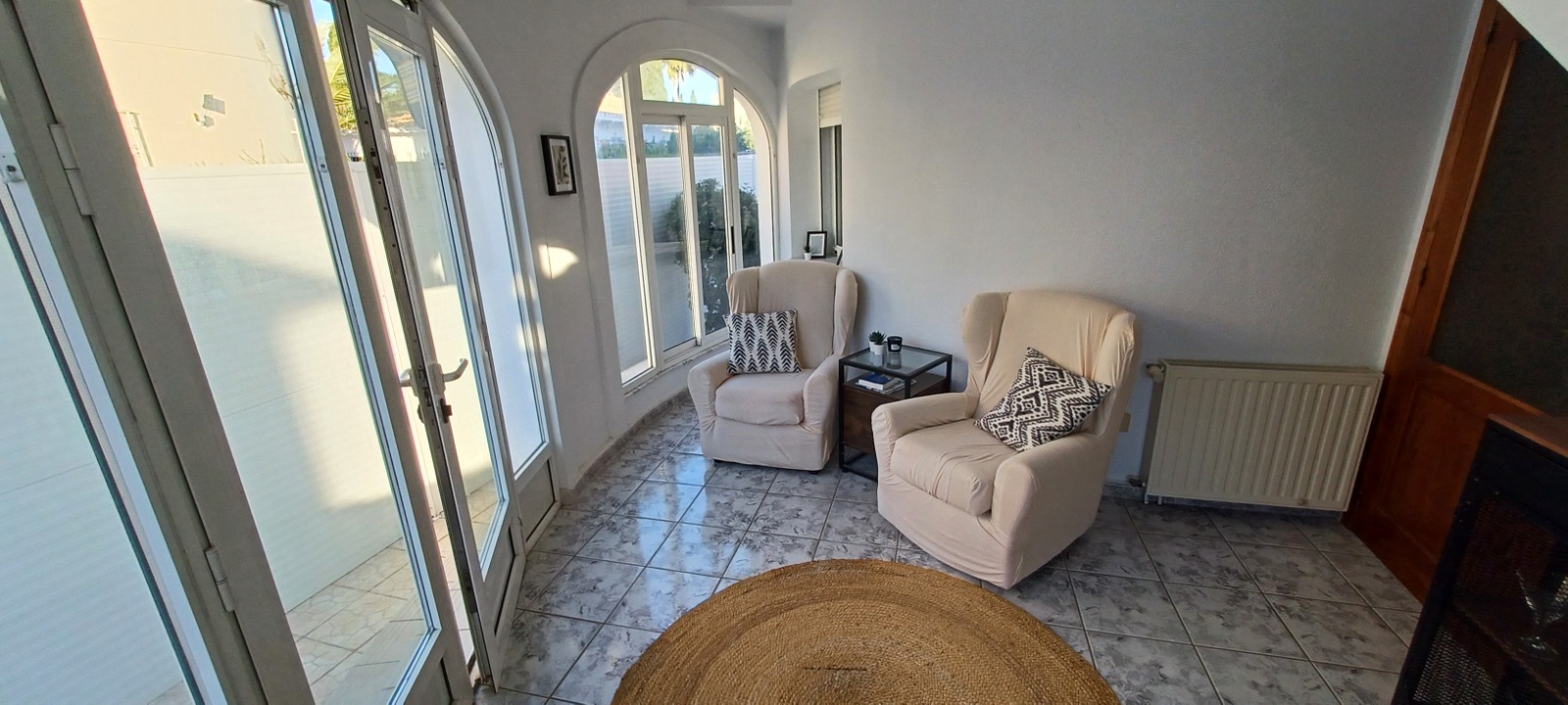 VILLA INDEPENDIENTE EN DENIA