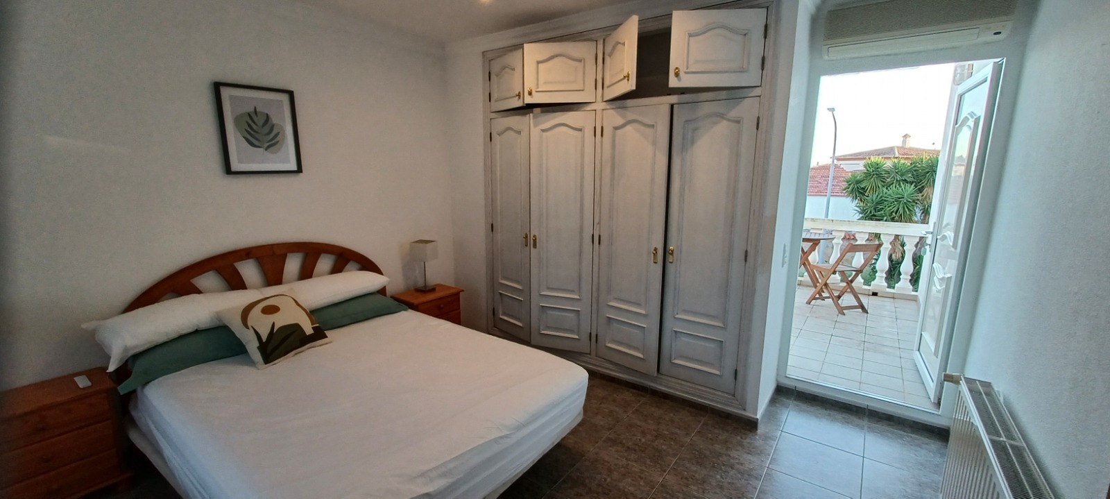 VILLA INDEPENDIENTE EN DENIA