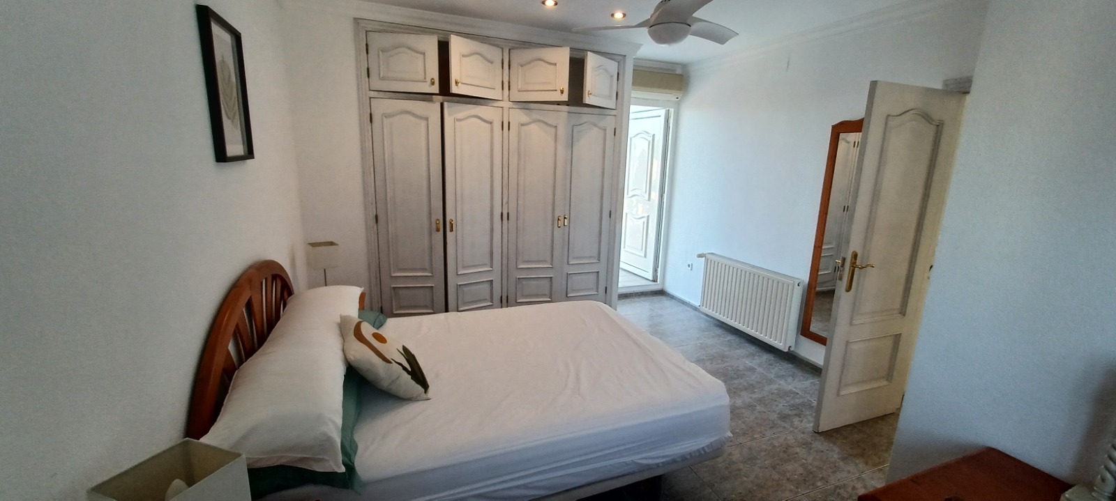 VILLA INDEPENDIENTE EN DENIA