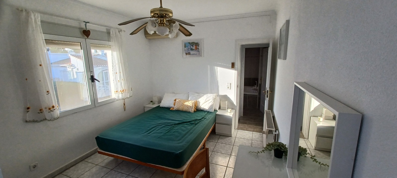 VILLA INDEPENDIENTE EN DENIA