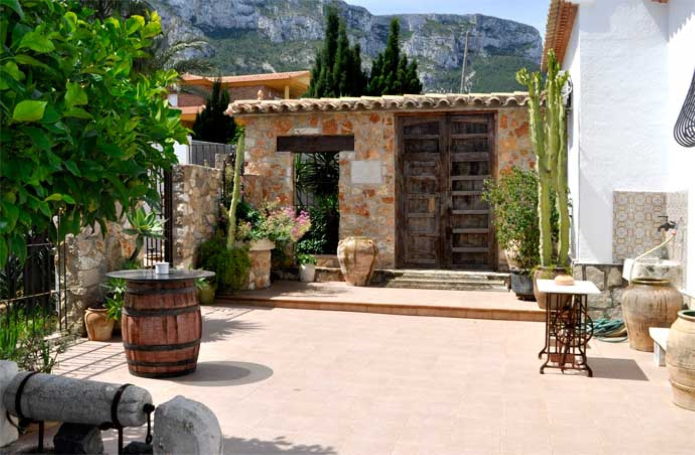 CHALET EN EL MONTGO