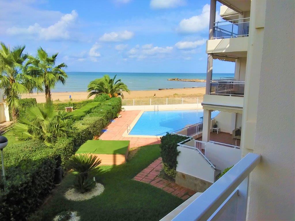 VENTA APARTAMENTO PRIMERA LINEA