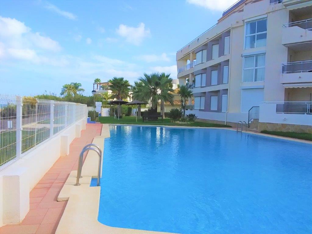 VENTA APARTAMENTO PRIMERA LINEA